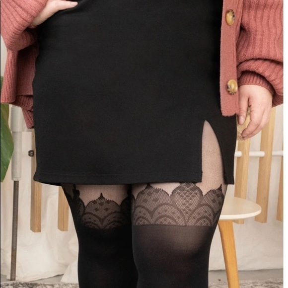 Eco mini skirt with slit - Picture 2 of 5